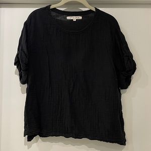 Xirena Black Short Sleeve Top